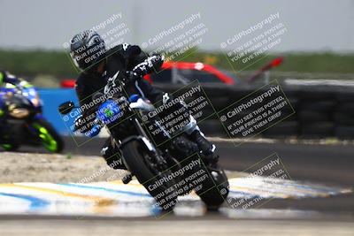 media/Jun-07-2025-TrackDaz (Sat) [[4413525952]]/C Group/1240pm (Turn 1)/